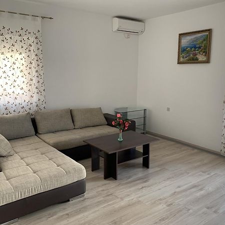 Apartments Epidaurus ツァヴタット 部屋 写真