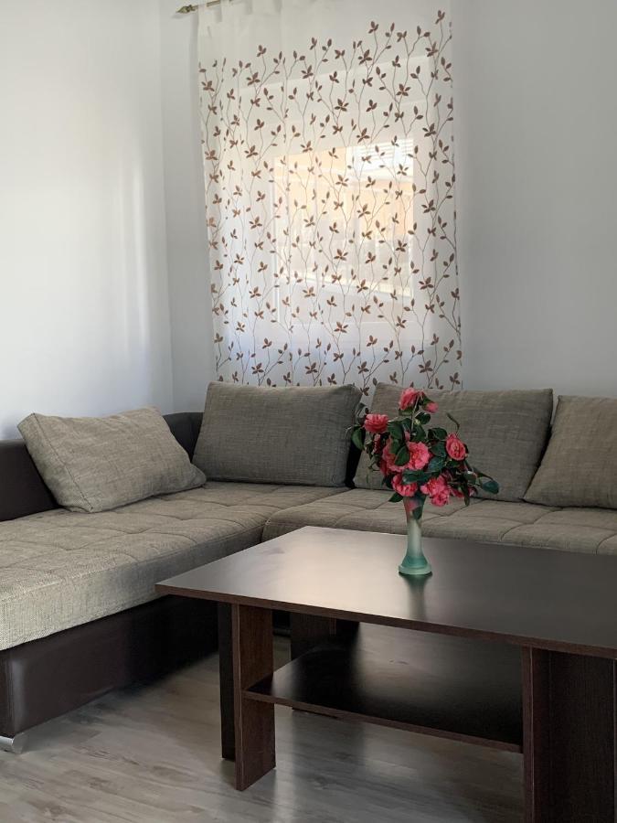 Apartments Epidaurus ツァヴタット エクステリア 写真