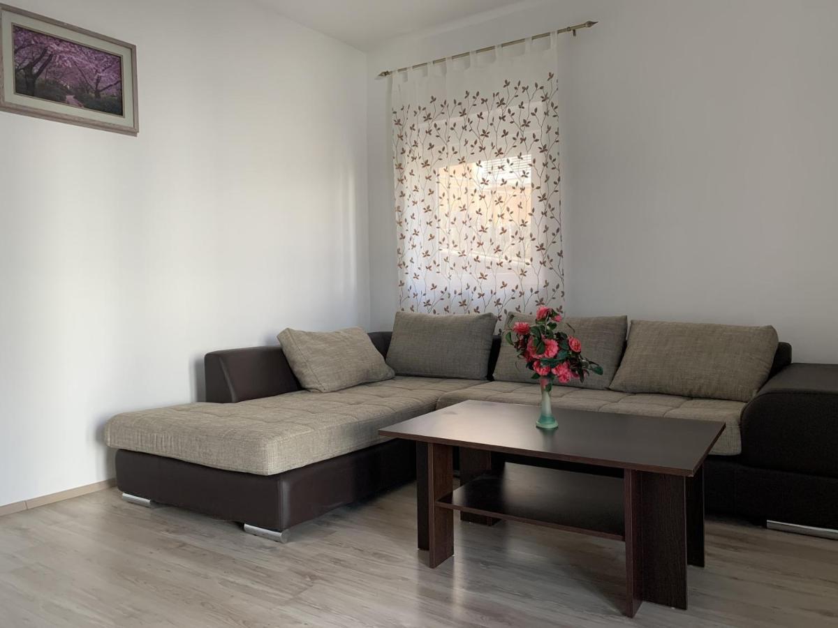 Apartments Epidaurus ツァヴタット エクステリア 写真