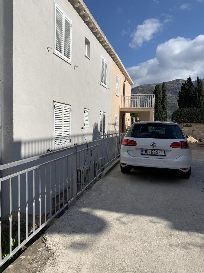 Apartments Epidaurus ツァヴタット 部屋 写真